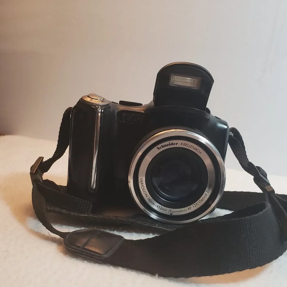 Kodak EasyShare P850 5.1MP Digital Camera - tested with battery only.